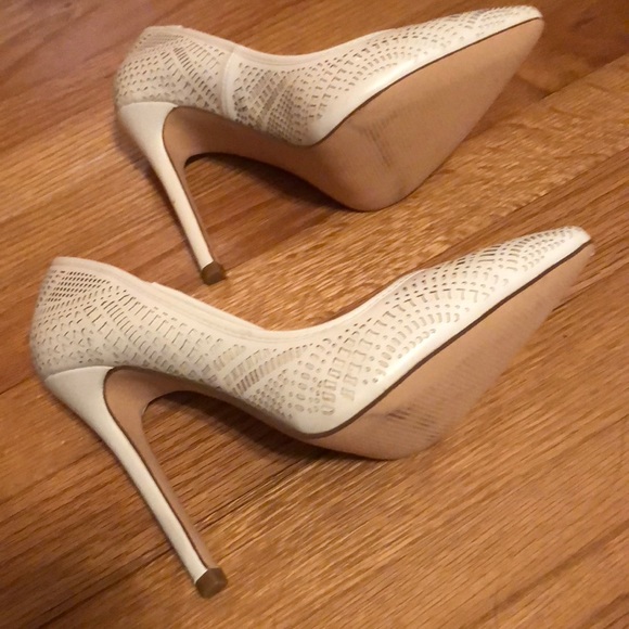 White cut out heels - Picture 2 of 6